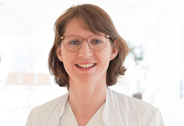Dr. med. Kristina Maurer Dr. med. Kristina Maurer