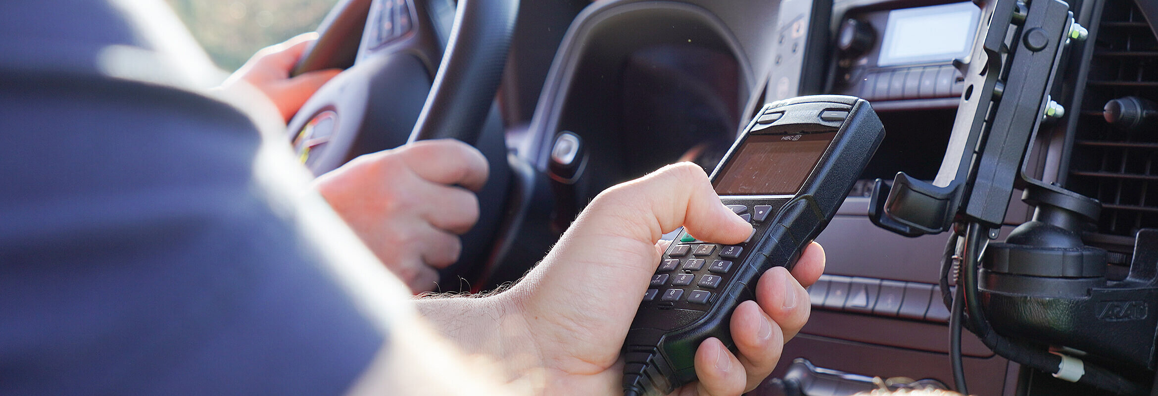 Telefon im Notarzteinsatzfahrzeug