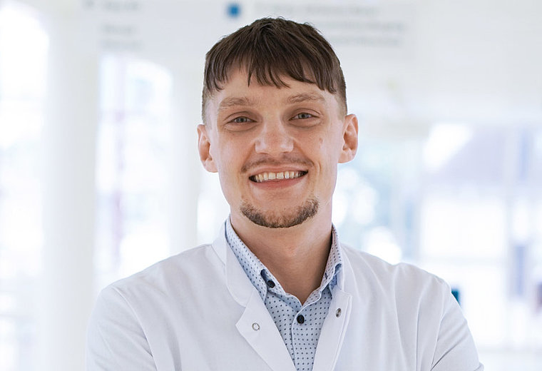Dr. rer. nat. Sebastian Böhr Dr. rer. nat. Sebastian Böhr