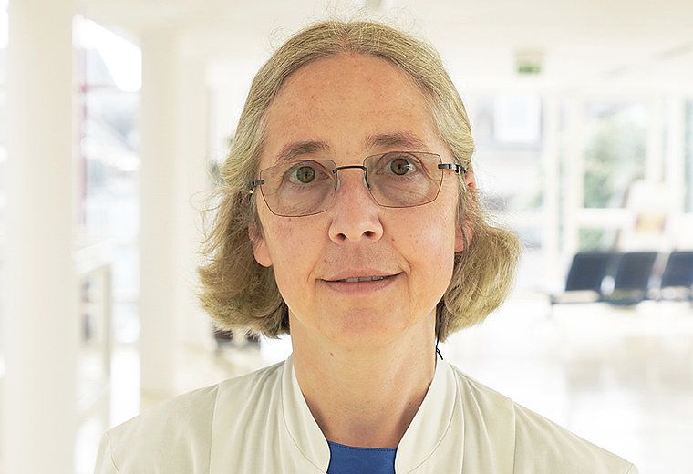 Dr. med.  Barbara Junker-Mattheis