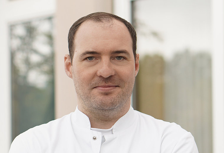 Dr. medic. Krisztian-Arthur Csirak Dr. medic. Krisztian-Arthur Csirak