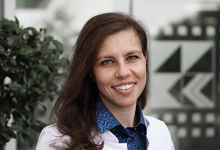 Dr. med. Caroline Schmitt Dr. med. Caroline Schmitt