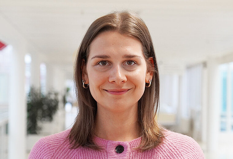 Julia Egler, B.A.   Julia Egler, B.A.