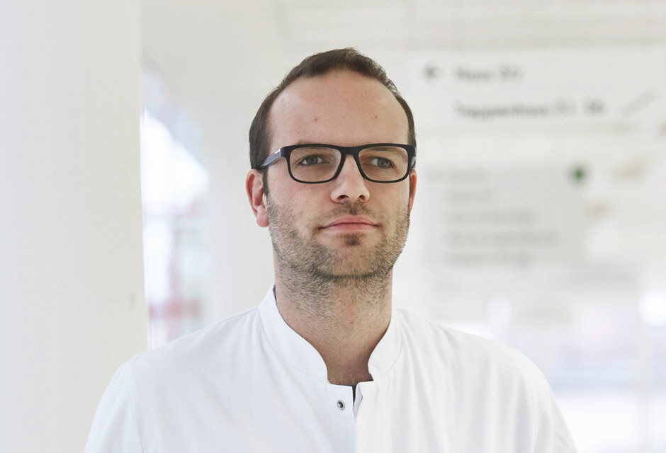Thorsten Kus, Oberarzt der Klinik für Neurologie in Kaiserslautern