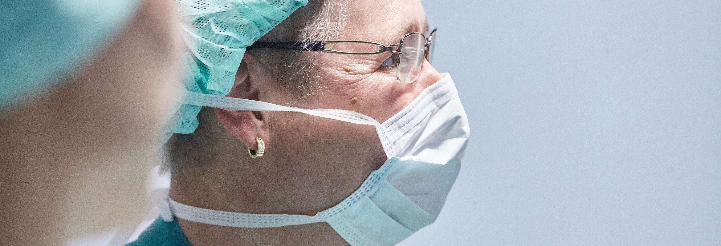 Ärztin der Klinik für Anästhesie,  Intensiv- und Notfallmedizin Kirchheimbolanden im OP