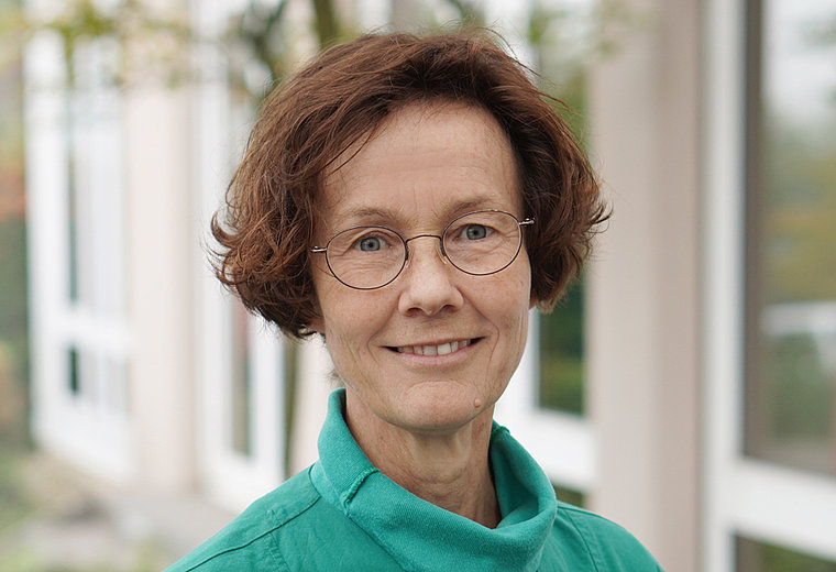 Dr. med.  Michaela Kronenbürger