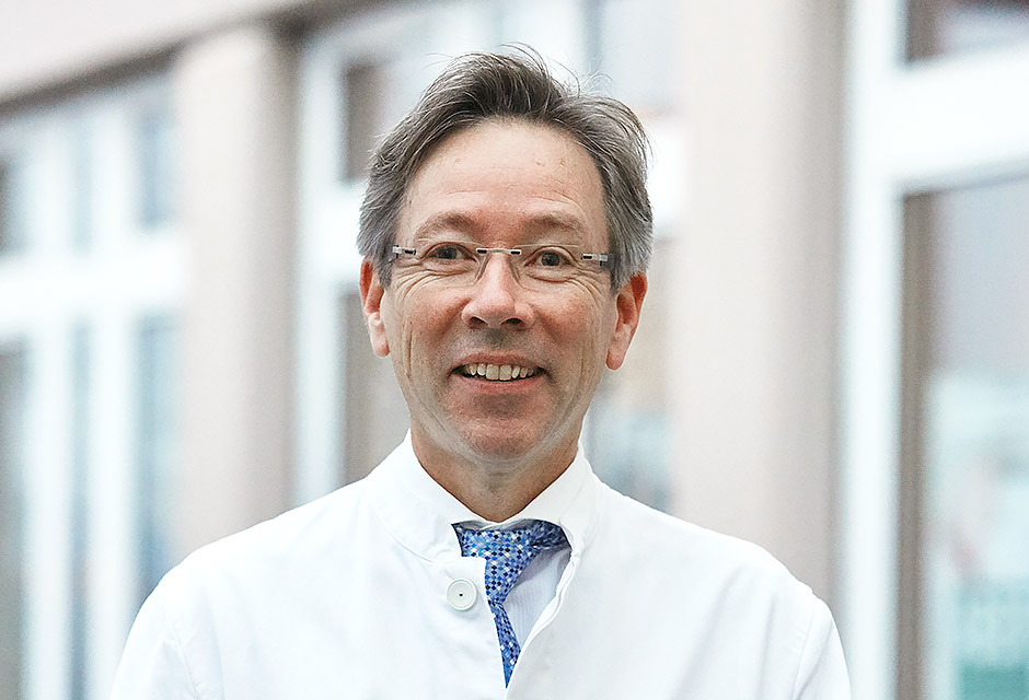 Dr. med.  Peter von Flotow
