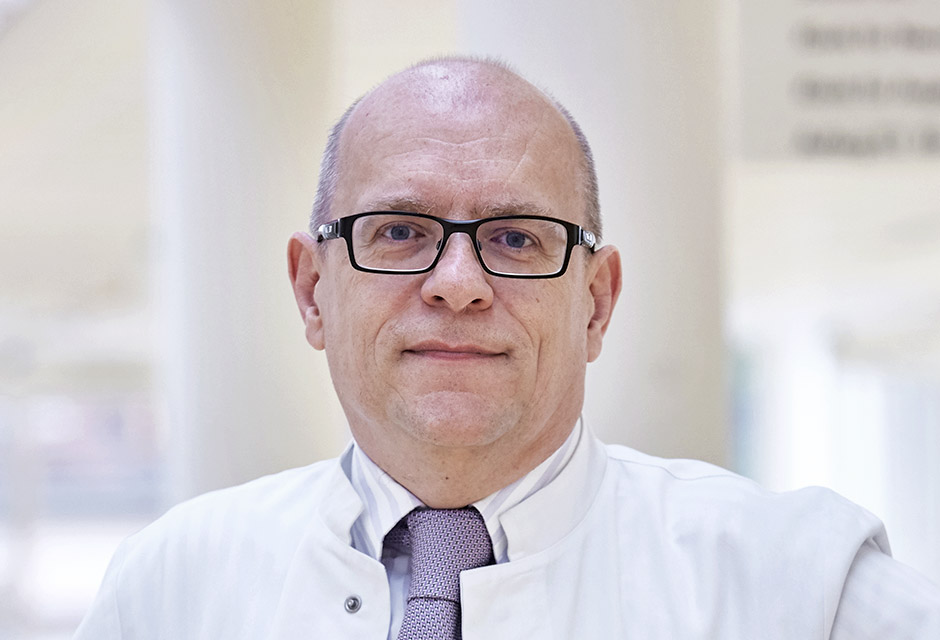 Dr. med. Thomas Rath Dr. med. Thomas Rath